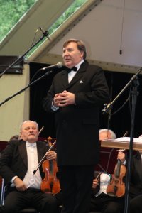 Fragment koncertu "OPERAcja FILMowa"